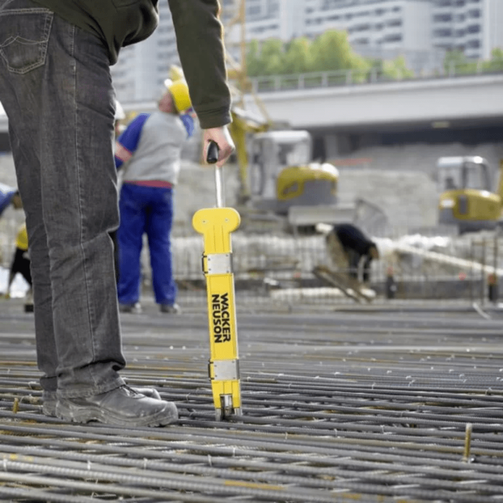 Masina de legat armaturi Wacker-Neuson DF 16 Masina de legat armaturi Wacker-Neuson DF 16