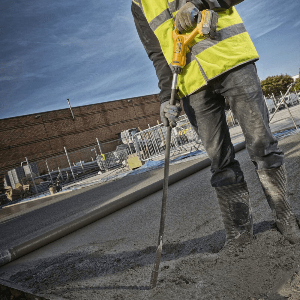 Vibrator beton DeWalt DCE531N-XJ Vibrator beton DeWalt DCE531N-XJ