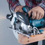 Fierastrau circular Makita HS7100