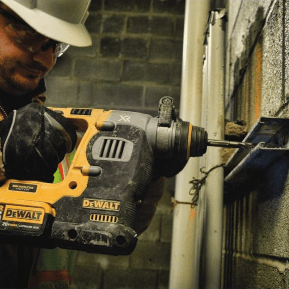 Ciocan rotopercutor cu 2 acumulatori DeWalt DCH273P2 Ciocan rotopercutor cu 2 acumulatori DeWalt DCH273P2