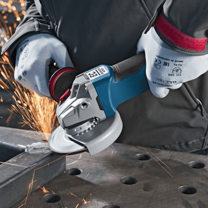 Polizor unghiular cu 2 acumulatori 4.0 Ah Bosch GWS 18-125 V-Li Polizor unghiular cu 2 acumulatori 4.0 Ah Bosch GWS 18-125 V-Li