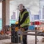 Polizor unghiular cu 2 acumulatori DeWalt FlexVolt DCG414T2