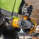 Polizor unghiular cu 2 acumulatori DeWalt FlexVolt DCG414T2