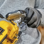 Fierastrau pendular pe acumulatori DeWalt DCS334NT SOLO