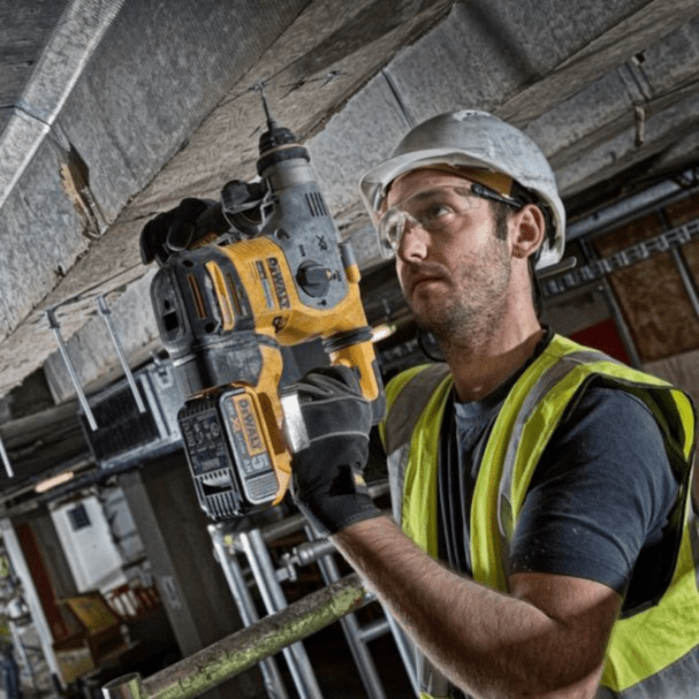 Ciocan rotopercutor cu 2 acumulatori DeWalt DCH283P2 Ciocan rotopercutor cu 2 acumulatori DeWalt DCH283P2