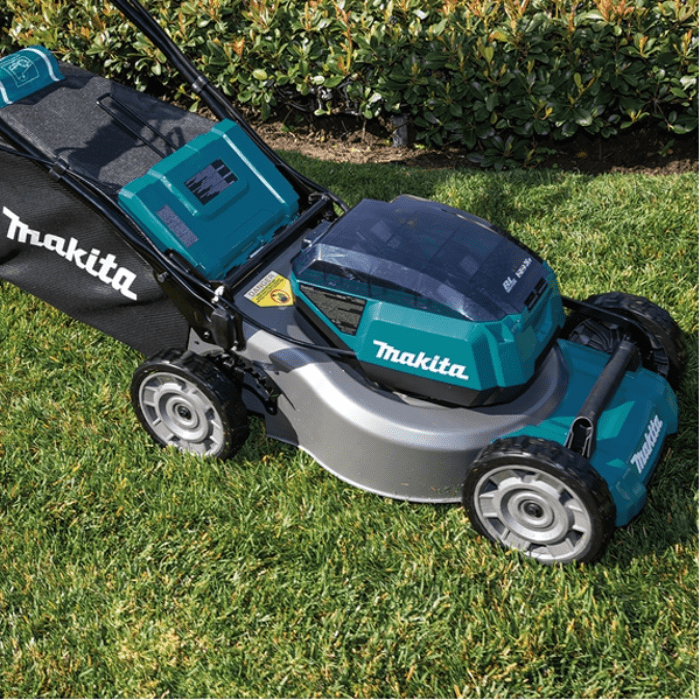 Masina de tuns gazon cu 4 acumulatori cu autopropulsie 36V Makita DLM462PT4 Masina de tuns gazon cu 4 acumulatori cu autopropulsie 36V Makita DLM462PT4