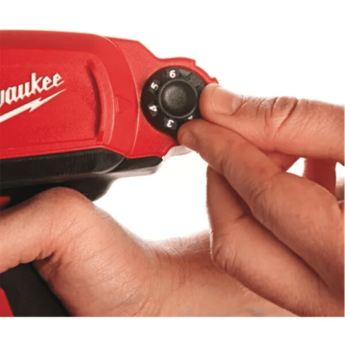 Pistol aplicare silicon cu 1 acumulator Milwaukee M12 PCG 310C-201B Pistol aplicare silicon cu 1 acumulator Milwaukee M12 PCG 310C-201B