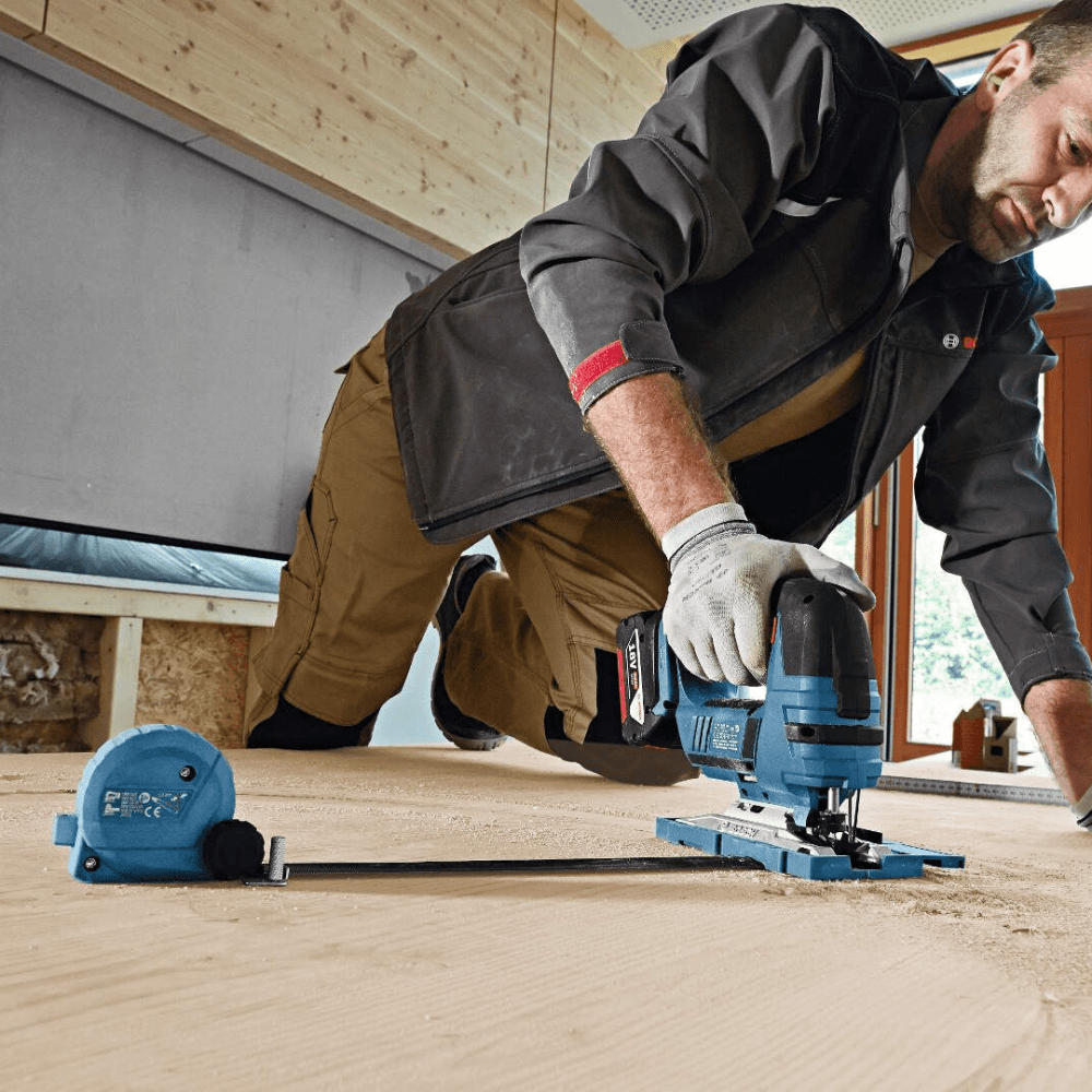 Fierastrau pendular cu 1 acumulator Bosch GST 18V-LI Fierastrau pendular cu 1 acumulator Bosch GST 18V-LI