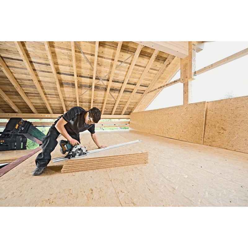 Fierastrau circular cu 2 acumulatori Bosch GKS 18V-57G Fierastrau circular cu 2 acumulatori Bosch GKS 18V-57G