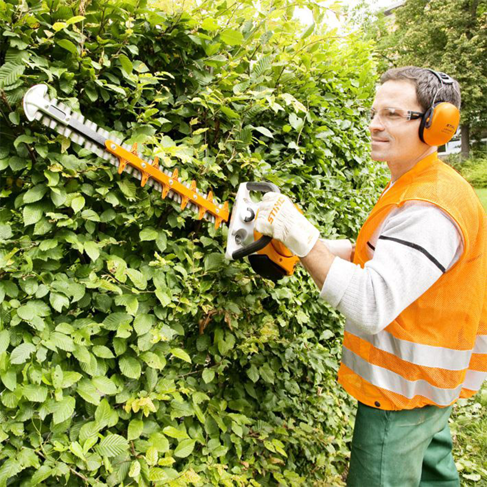 Foarfeca pentru gard viu Stihl HS 56 C-E Foarfeca pentru gard viu Stihl HS 56 C-E