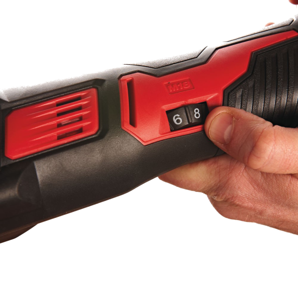 Unealta multifunctionala cu un acumulator Milwaukee M18BMT-421C