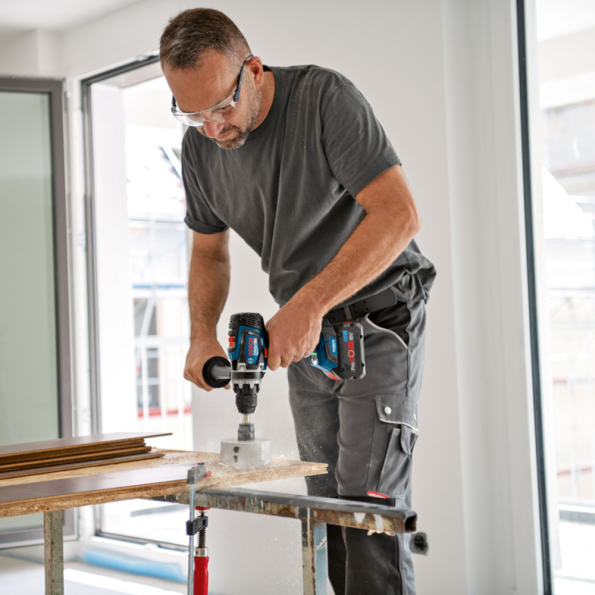 Masina de gaurit/infiletat fara acumulatori si valiza Bosch GSR 18V-150 C