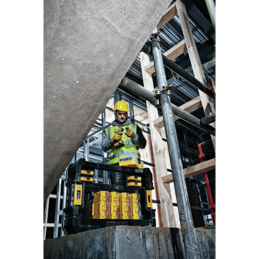 Cutie depozitare masini de gaurit cu suport TSTAK DeWalt DT70716 Cutie depozitare masini de gaurit cu suport TSTAK DeWalt DT70716