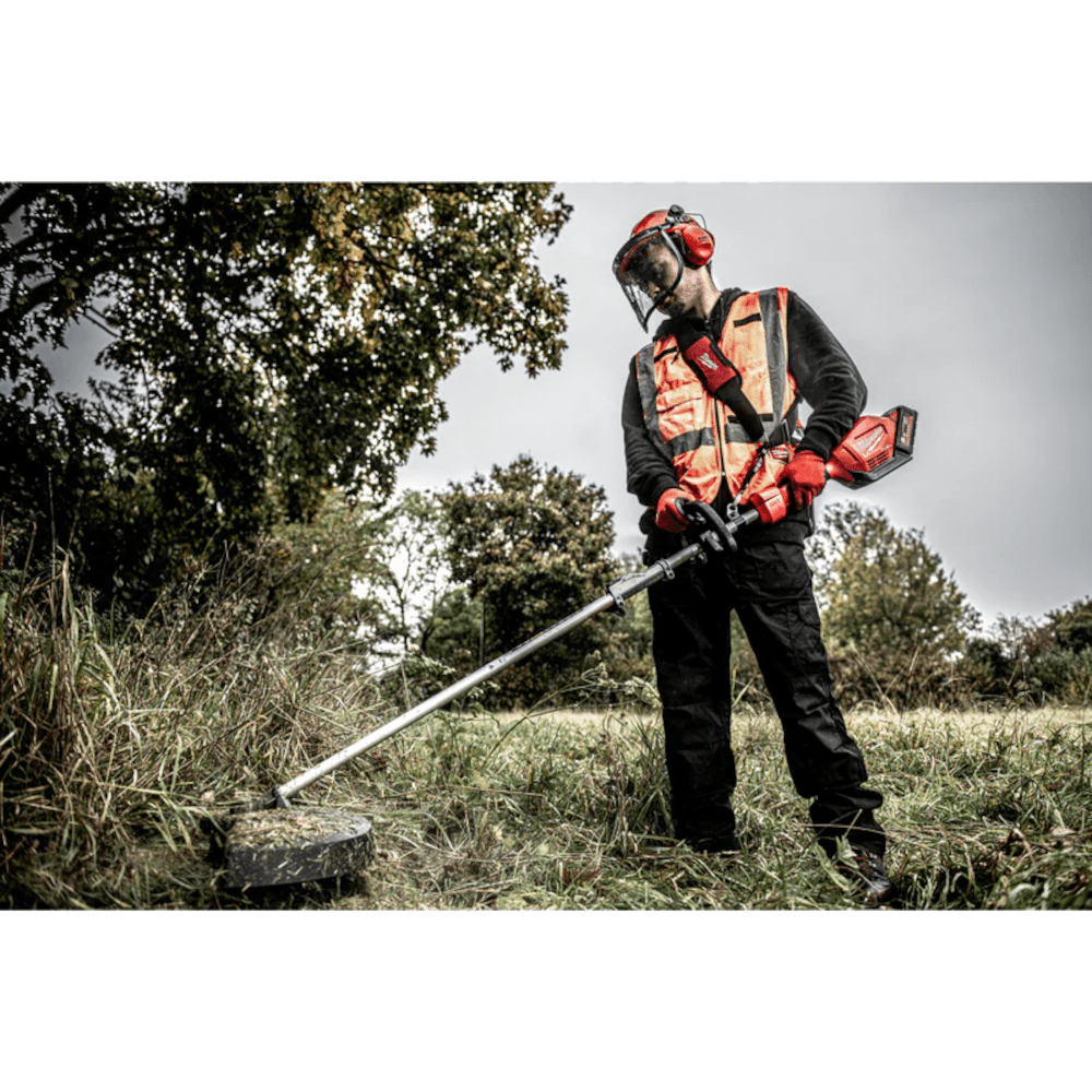 Masina de gradinarit multifunctionala fara acumulator si atasamente Milwaukee M18 FOPH-0 Masina de gradinarit multifunctionala fara acumulator si atasamente Milwaukee M18 FOPH-0