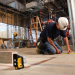 Nivela laser cu 3 linii de unda rosie DeWalt DW089K
