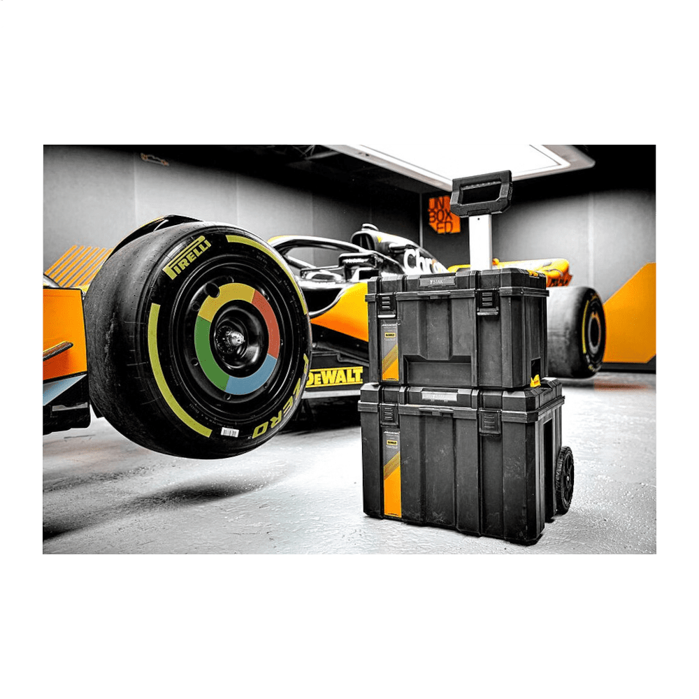 Set 3 cutii depozitare premium cu carucior TSTAK DeWalt-McLaren DWST60452-1 Set 3 cutii depozitare premium cu carucior TSTAK DeWalt-McLaren DWST60452-1