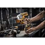 Masina de insurubat cu impact fara acumulatori Dewalt DCF961NT