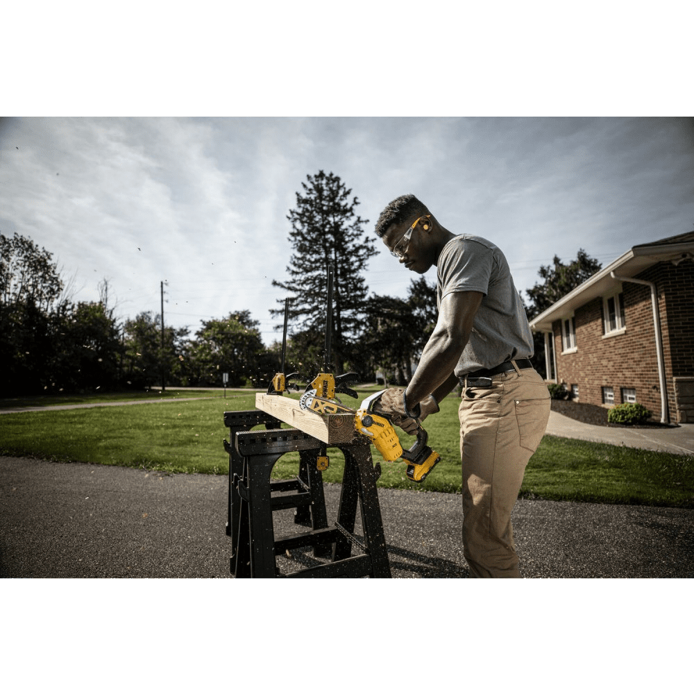 Motofierastrau compact fara acumulatori DeWalt DCMPS520N Motofierastrau compact fara acumulatori DeWalt DCMPS520N