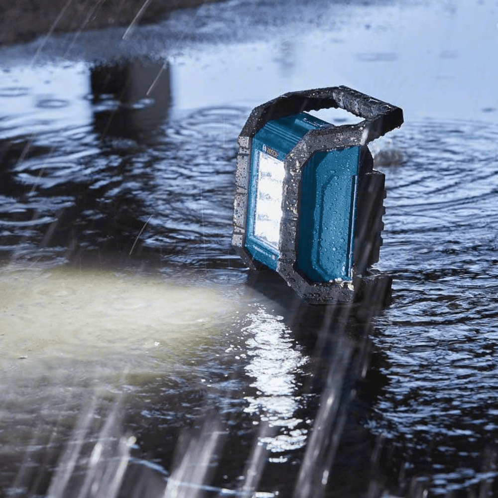 Proiector LED fara acumulator Bosch GLI 18V-1200C Proiector LED fara acumulator Bosch GLI 18V-1200C