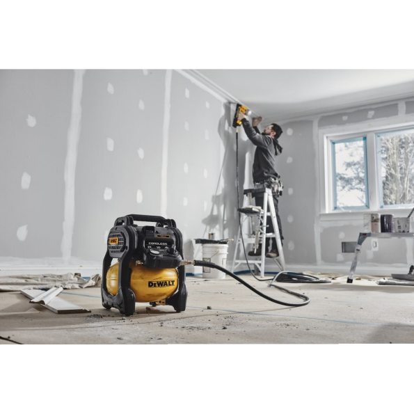 Compresor de aer fara acumulatori DeWalt DCC1018N