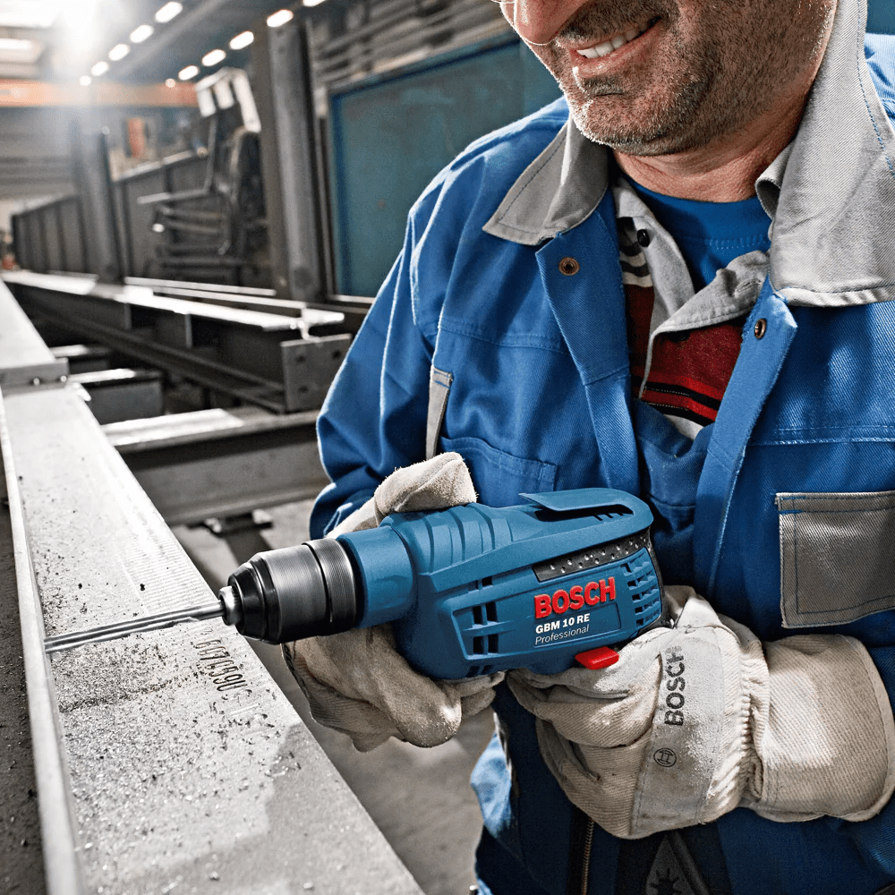 Masina de gaurit pe fir fara percutie Bosch GBM 10 RE - Resigilat Masina de gaurit pe fir fara percutie Bosch GBM 10 RE - Resigilat