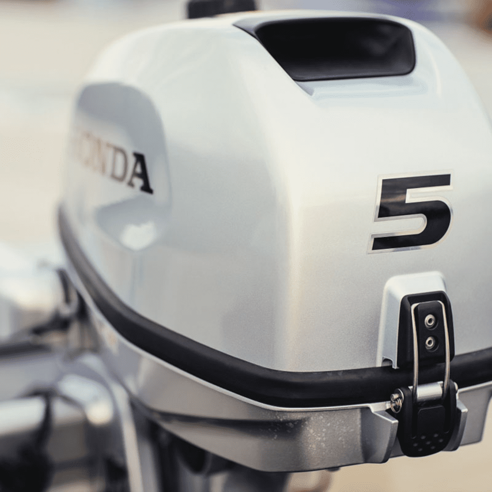 Motor de barca cu cizma scurta Honda BF5DH SHU Motor de barca cu cizma scurta Honda BF5DH SHU