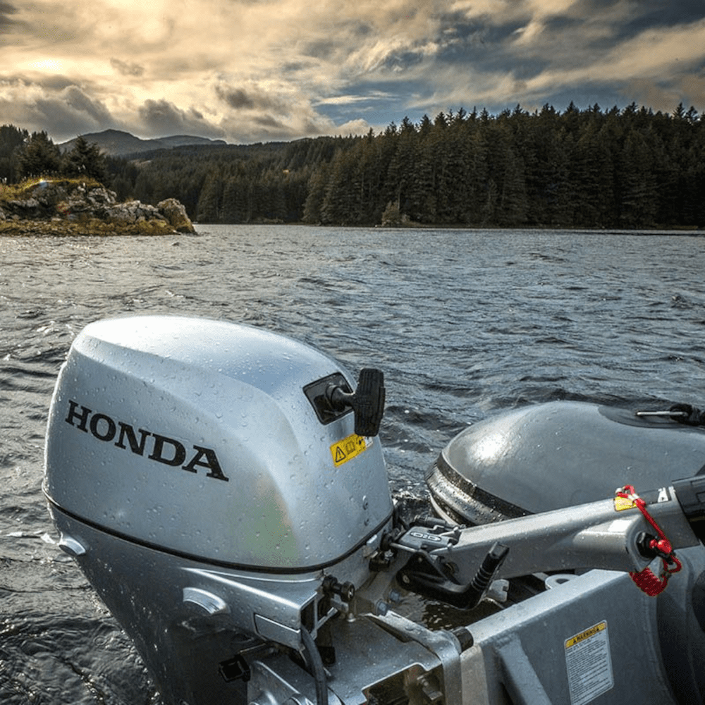 Motor de barca cu cizma scurta Honda BF20DK2 SRTU Motor de barca cu cizma scurta Honda BF20DK2 SRTU