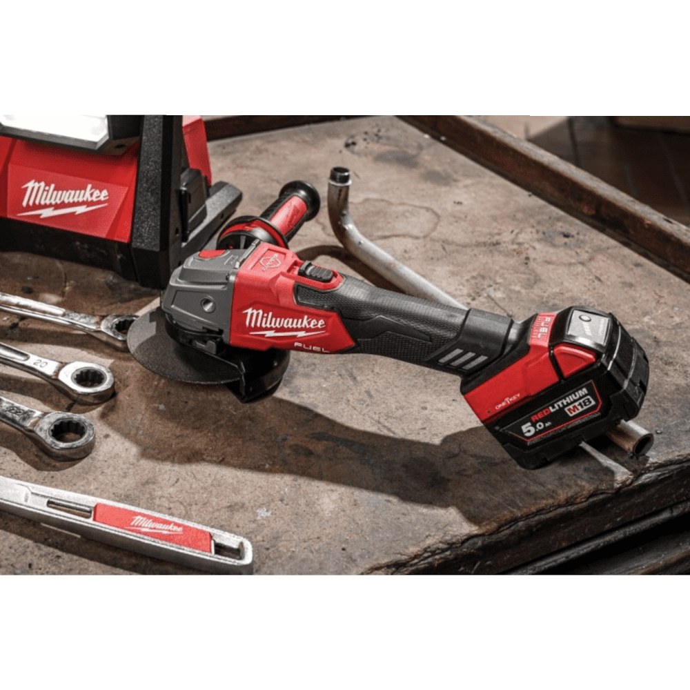 Polizor unghiular 125mm fara acumulatori Milwaukee M18 ONEFSAG125XB-0X Polizor unghiular 125mm fara acumulatori Milwaukee M18 ONEFSAG125XB-0X