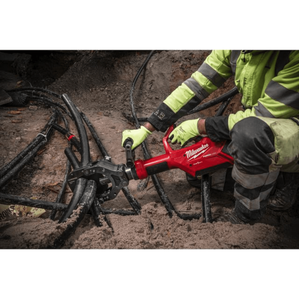 Taietori de cabluri cu 2 acumulatori Milwaukee M18 HSFC125R-802C Taietori de cabluri cu 2 acumulatori Milwaukee M18 HSFC125R-802C