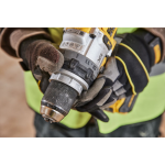 Masina de gaurit si insurubat cu 2 acumulatori DeWalt DCD1007H2T