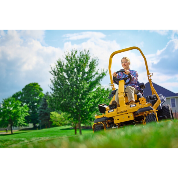 Tractor de tuns gazon Cub Cadet Enduro Zero-Turn XZ8 S137i