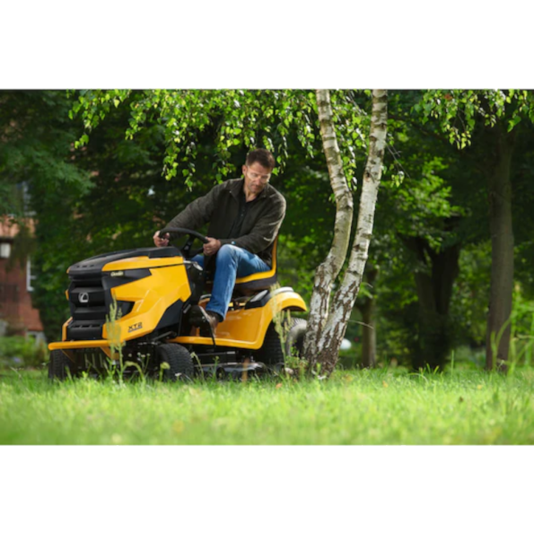 Tractor de tuns gazon pe benzina Cub Cadet XT2 PS107