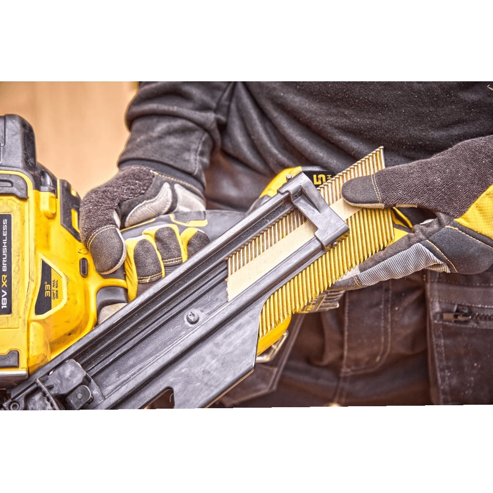Pistol de batut cuie fara acumulatori DeWalt DCN930N Pistol de batut cuie fara acumulatori DeWalt DCN930N